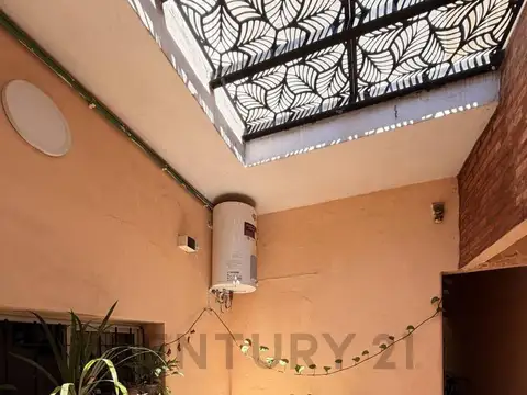 Lavalle 1400, Piso 0