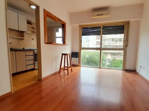 Olivos - Excelente ubicación! Departamento 2 amb con Cochera cubierta!