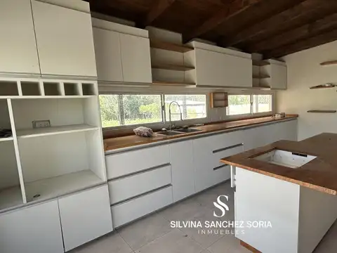 CASA EN VENTA 5 AMBIENTES EN BARRIO LOS PARAISOS 2, LOS CARDALES