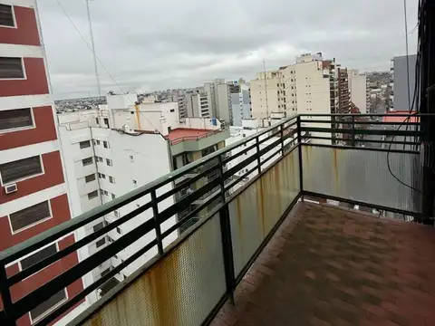 Av. Mitre 1100, Piso 14°