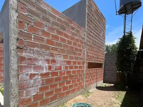 Casa 3 Ambientes A Terminar En Venta - Francisco Alvarez, Moreno