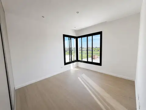 Casa en alquiler a estrenar en Barrio Cerrado - Senderos 1, Bella Vista