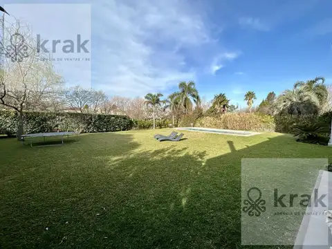 Casa en Venta en Pilar del Este - Los Jazmines, USD 530.000