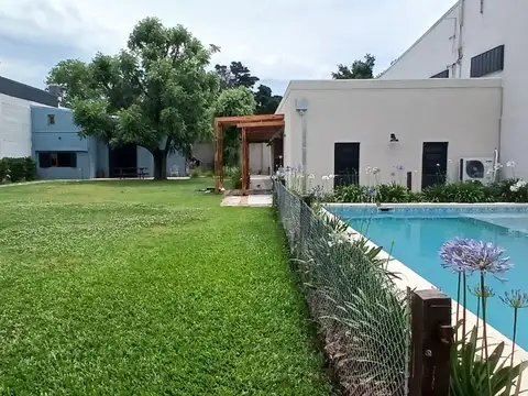 SALON PARA EVENTOS en HERMOSA QUINTA