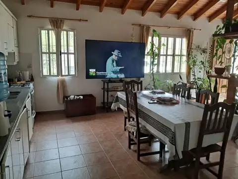Alquiler De Casa En Calle La Madrid- 3 hab-Luján