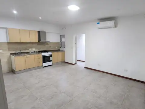 Depto Tipo Casa en Alquiler de 2 ambientes