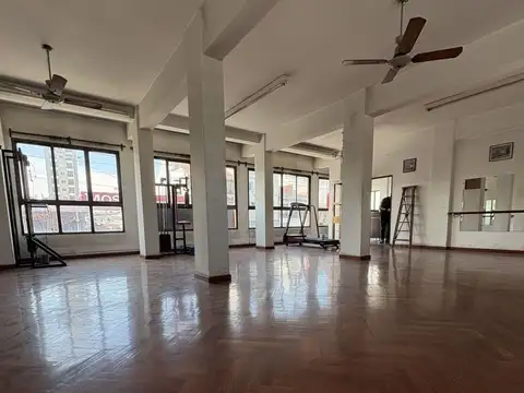 HIPOLITO YRIGOYEN 3900, Piso 1