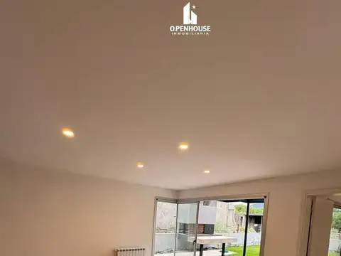 OPENHOUSE vende hermosa casa ubicada en Barrio Dalvian.