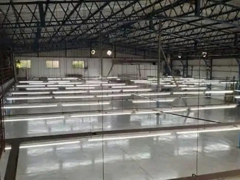 Galpon en Venta 30  mts Frente