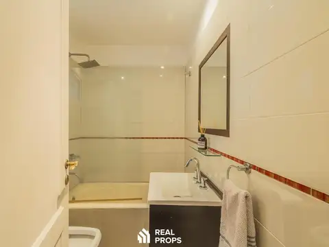 Depto Tipo Casa 4 ambientes con 2 baños