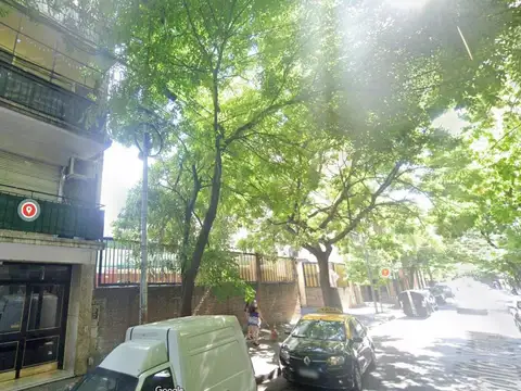 Avenida Hipólito Yrigoyen 2100
