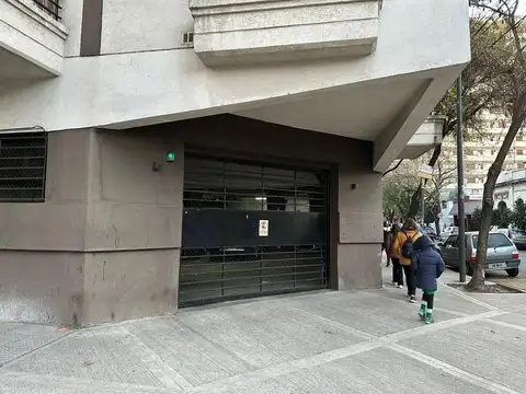 CATRAMINAS ABSTENERSE coch cubierta PB facil acceso egreso
