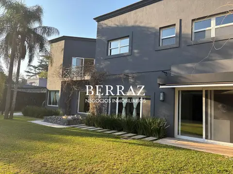 Casa Venta 3 Dormitorios Barrio Villa Bertha Lote de 1664 m2 Benavidez TIgre