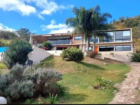 HERMOSA CASA EN BELLO HORIZONTE VILLA DEL DIQUE 