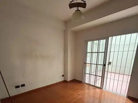Depto Tipo Casa en Venta en Ciudadela, USD 43.000