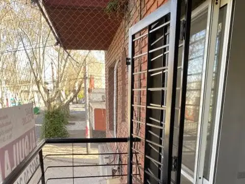 iriondo 2050 , Piso 1