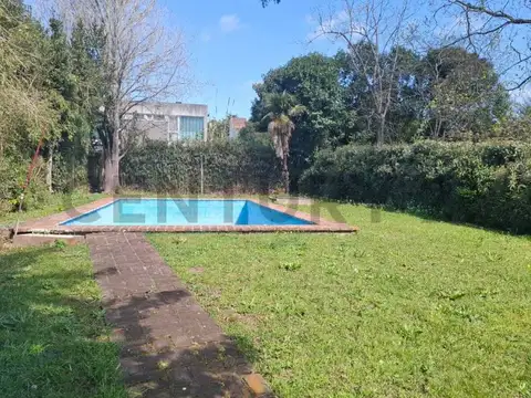 26 485 Y 487 4600, Piso 0