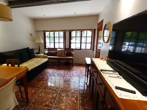 Depto Tipo Casa en Venta de 6 ambientes