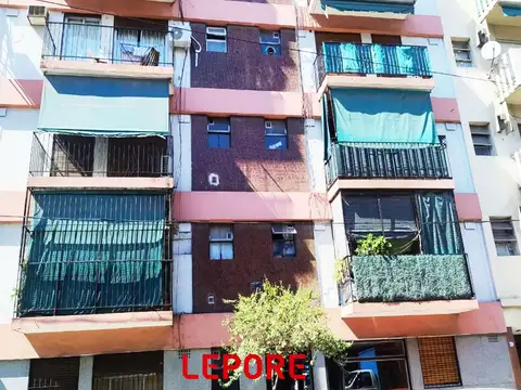 Departamento - Venta - Argentina, Capital Federal - PTE. LUIS SAENZ PEÑA 640