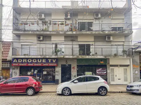 DIAGONAL ALMIRANTE BROWN 1439 , Piso 1