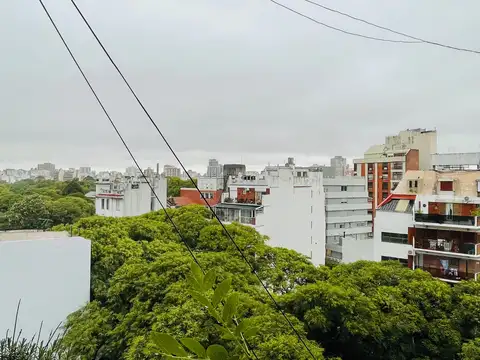 Departamento en Alquiler en Parque Centenario, $ 550.000