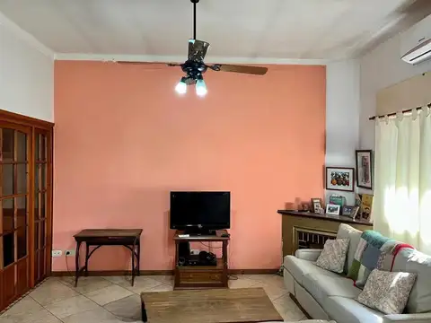 Ventura Bustos 2350