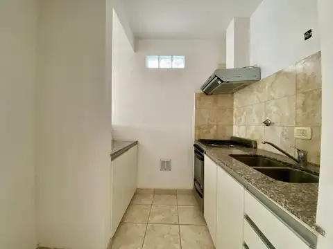 Departamento de 1 dormitorio en alquiler en La Plata sobre Calle 56 [Cod: 1]