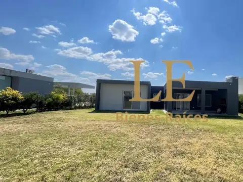 Casa en Venta en San Sebastian, USD 172.000