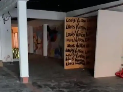 Casa 6 ambientes con 2 baños