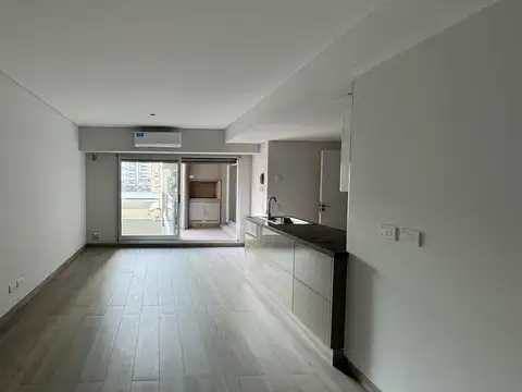 Italia al 200. 03-06.