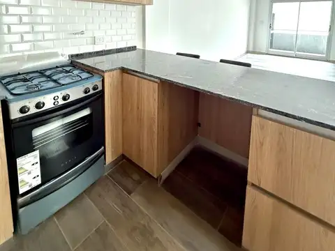 Martiniano Leguizamón 700, Piso 1