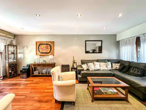 Casa en Venta en Olivos, USD 350.000