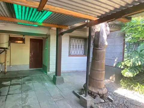 VENTA CASA  VILLA TESEI LOTE CON DOS PROPIEDADES