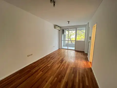 FRENCH 3600, Piso 3