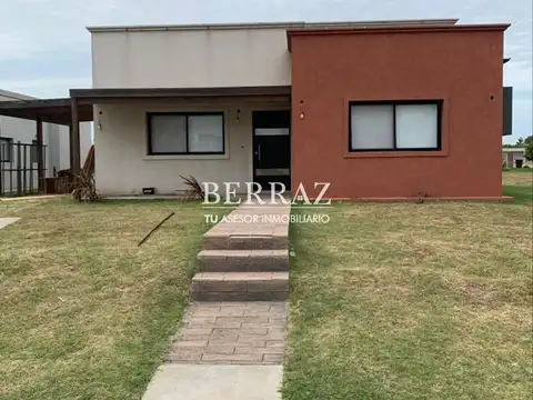 Casa Venta 2 Dormitorios Barrio El Aljibe Lote de 560 m2 Pilar