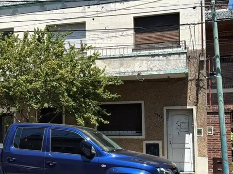 Depto Tipo Casa en Venta de 2 ambientes