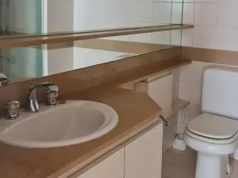 Departamento en Alquiler con 1 cocheras