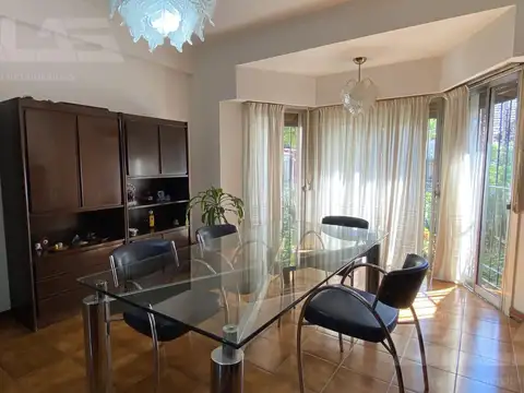 Casa en Venta en Castelar, USD 290.000