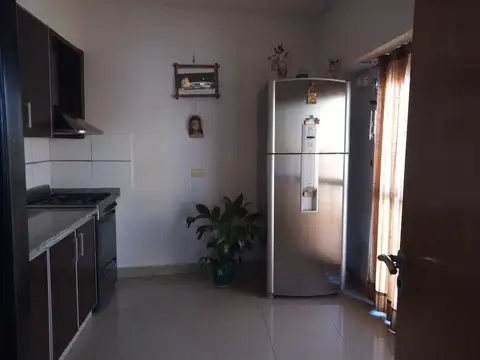 Tuyu 100, Piso 4