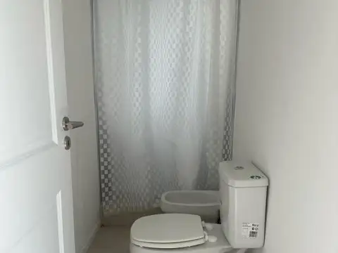 Casa 5 Ambientes "Santa Elena" Pilar del Este