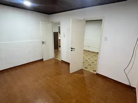 Depto Tipo Casa en Alquiler con 2 cocheras