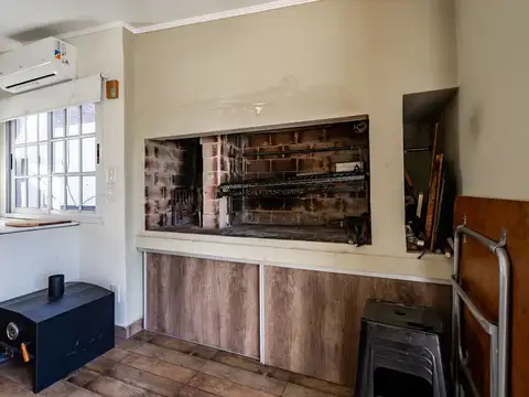 Depto Tipo Casa en Venta en Villa Pueyrredon, USD 292.000