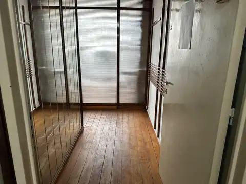 OFICNA  EN ALQUILER CENTRO