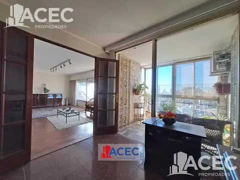 Departamento 4 ambientes con 2 baños