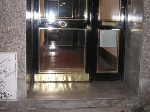 DEPTO. 2 AMBIENTES - COCINA -SOBRE AVELLANEDA  40 M2. BUEN ESTADO LATERAL MUY LUMINOSO
