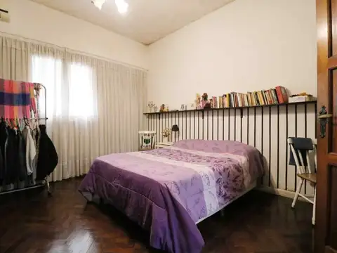 Depto Tipo Casa 7 ambientes con 2 baños
