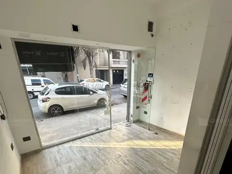 Local en Alquiler en Lanus Este, $ 400.000