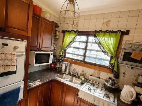 Casa en Venta en Barrio Don Bosco, USD 130.000