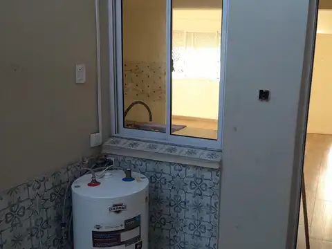 MUY LINDO P.H PLANTA BAJA AL FRENTE CON ENTRADA INDEPENDIENTE CON PATIO