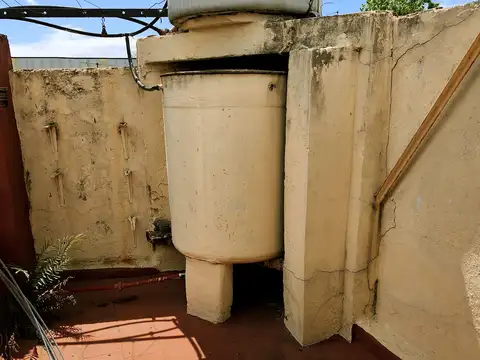 12 DE OCTUBRE 500, Piso 1